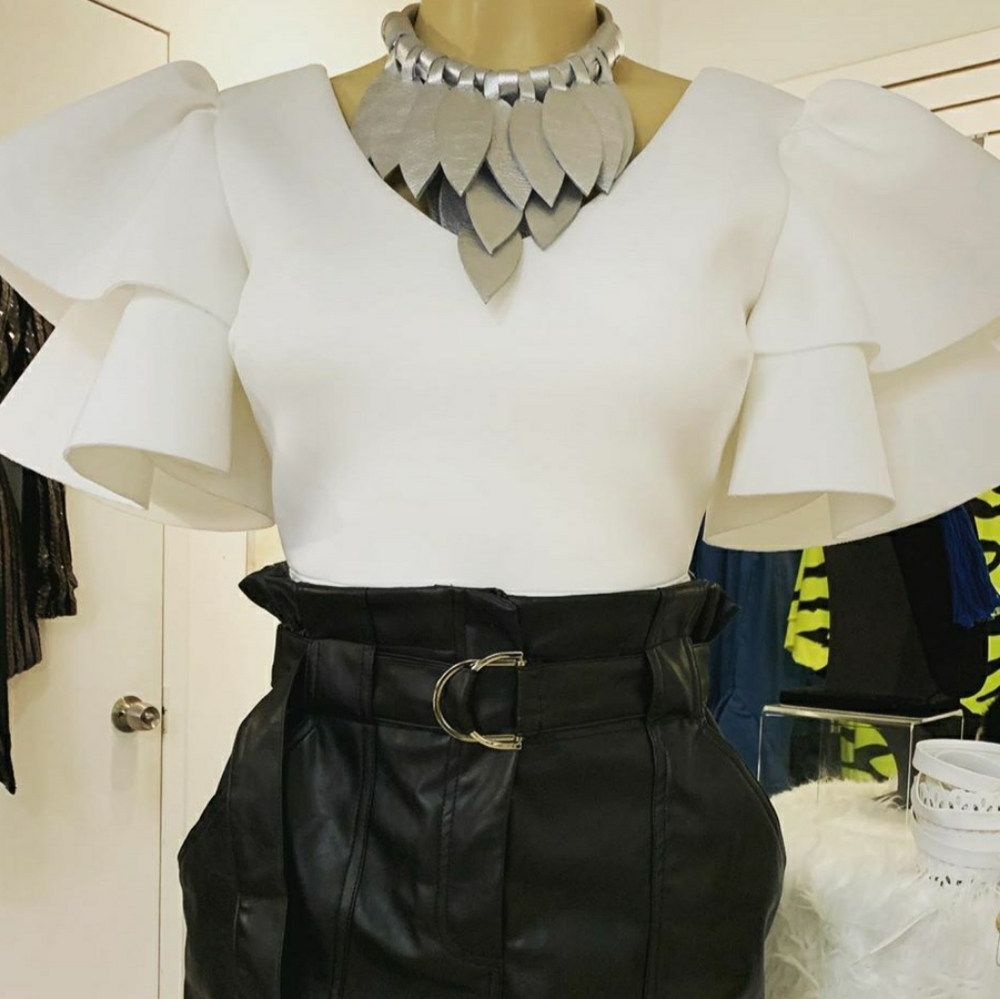 White V Neck Ruffle Sleeve Crop Top Blouse. NWT
